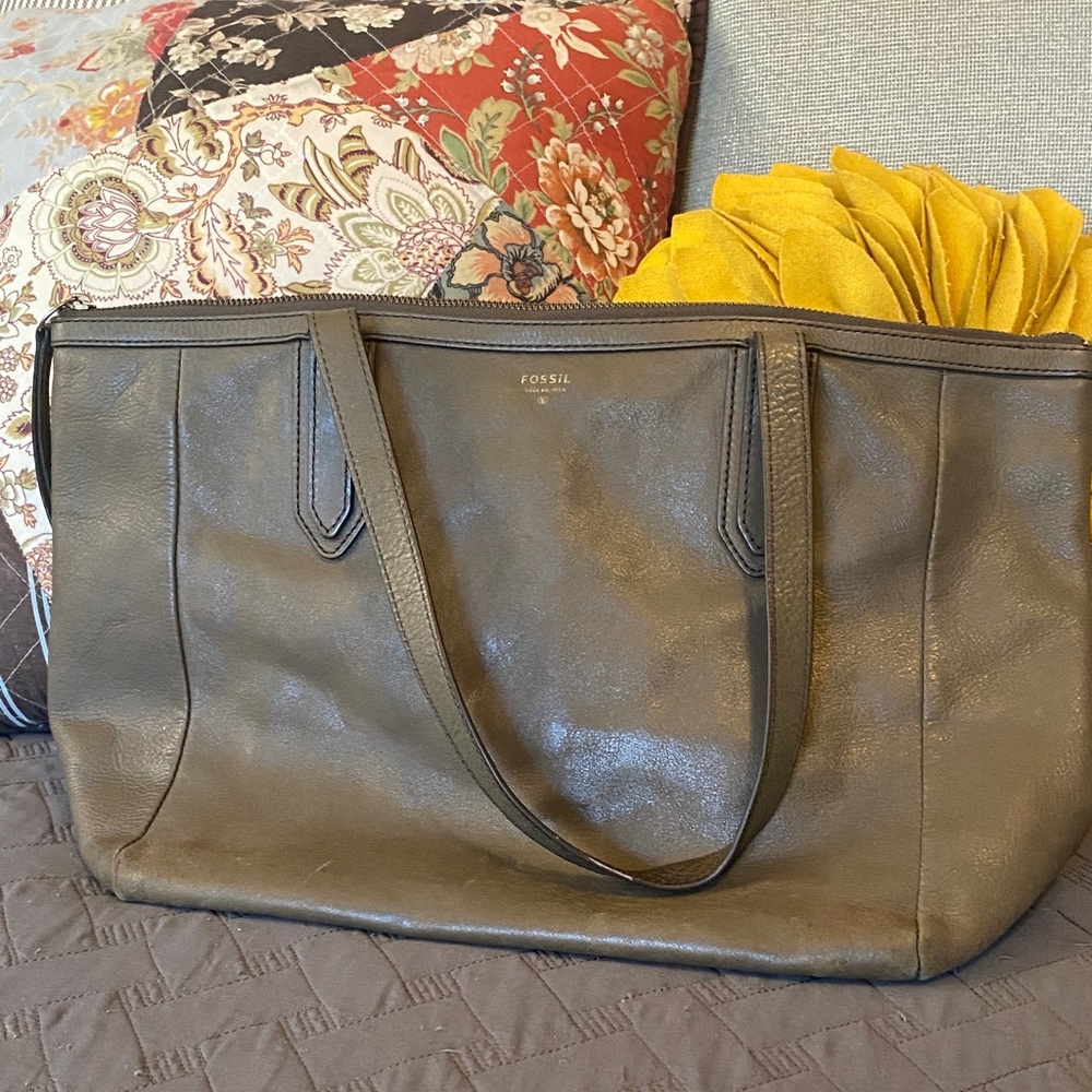 Fossil Khaki  Dark Olive Green Leather Tote Bag